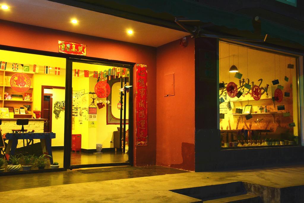 Zhangjiajie Peakcap Backpacker Hostel Екстер'єр фото