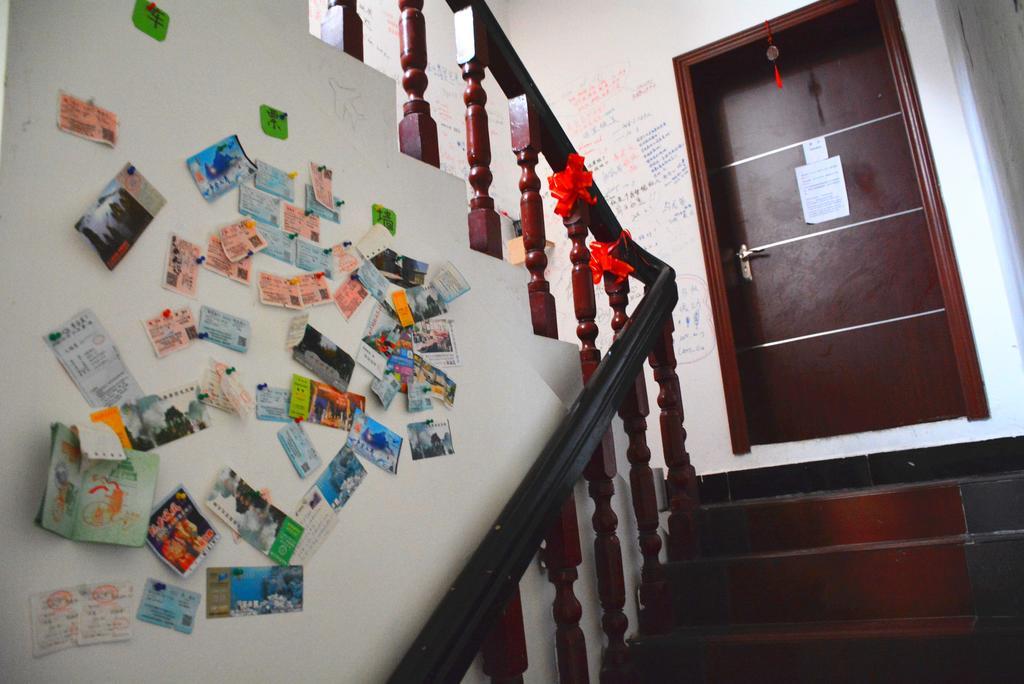 Zhangjiajie Peakcap Backpacker Hostel Екстер'єр фото
